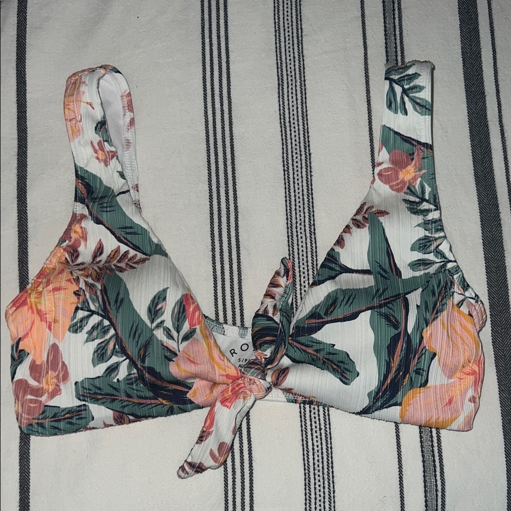 Roxy Floral Knot-Front Crop Top - Green and Orange